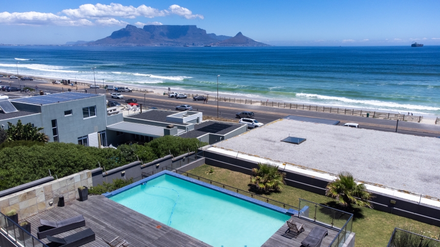 2 Bedroom Property for Sale in Bloubergstrand Western Cape